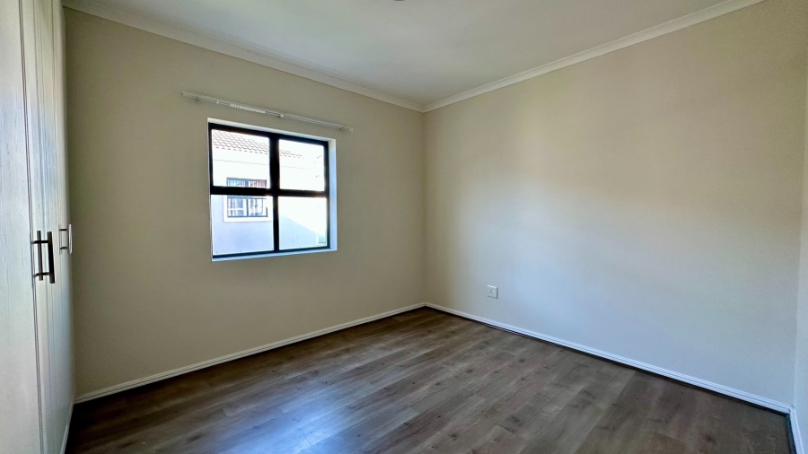 2 Bedroom Property for Sale in Heritage Park Western Cape